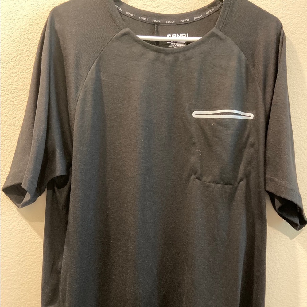 Black Tee